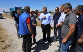 Başkan Palancıoğlu: “Bölge tarımına destek; Aspir tohumları hasat edilmeye başlandı.”