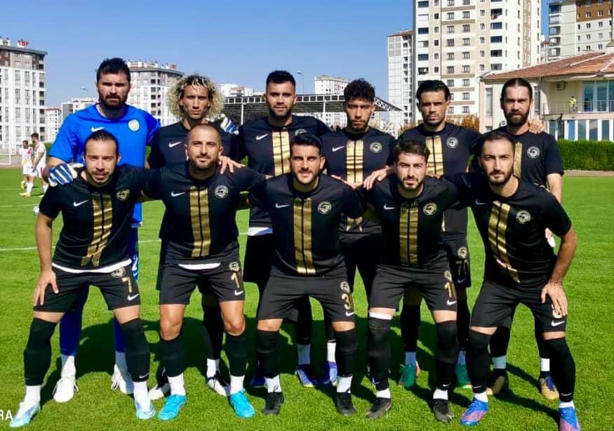 Talasgücü Belediyespor, Niksar Belediyespor ile hazırlık maçı yaptı