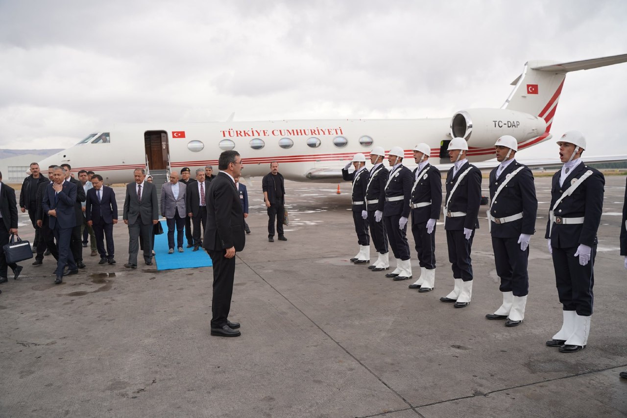 TERÖR ŞEHİDİ BOZLAĞAN’IN CENAZESİ İÇİN CUMHURBAŞKANI YARDIMCISI VE BAKAN KAYSERİ’YE GELDİ